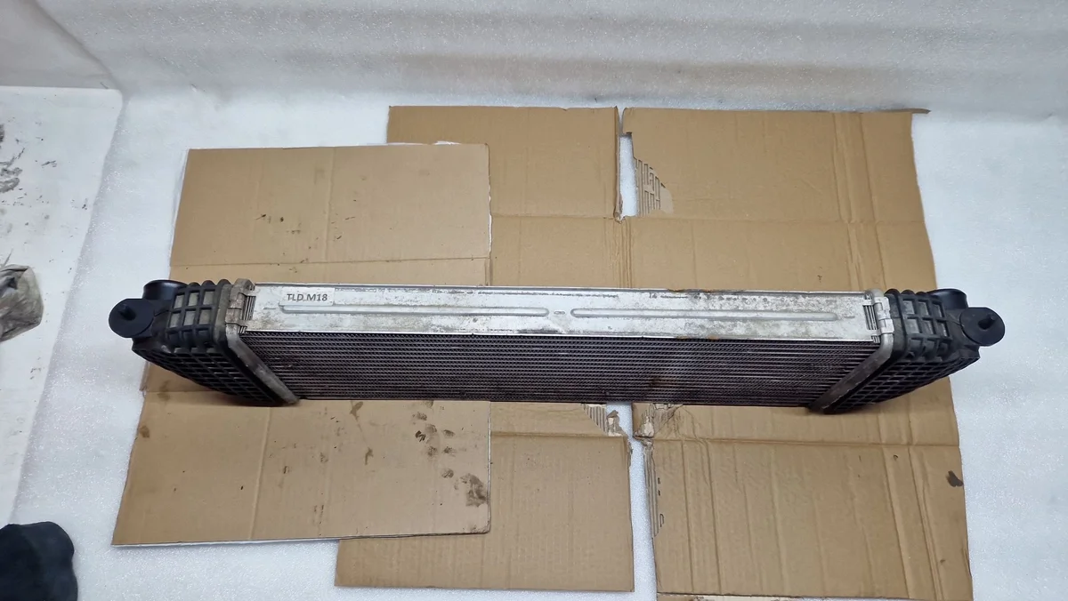 Intercooler Suzuki Grand Vitara II ISA17590