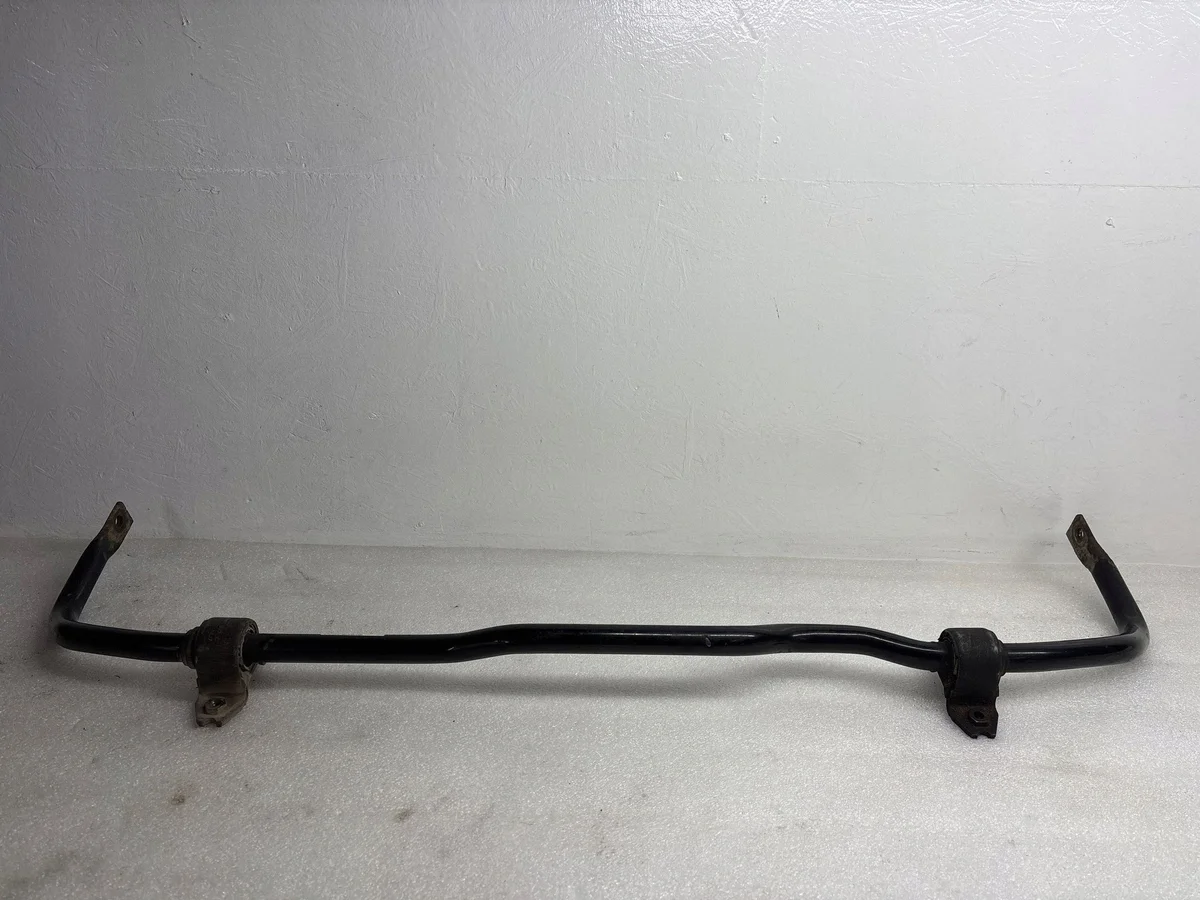 Stabilisateur arrière VW Passat B6 1K0411335C