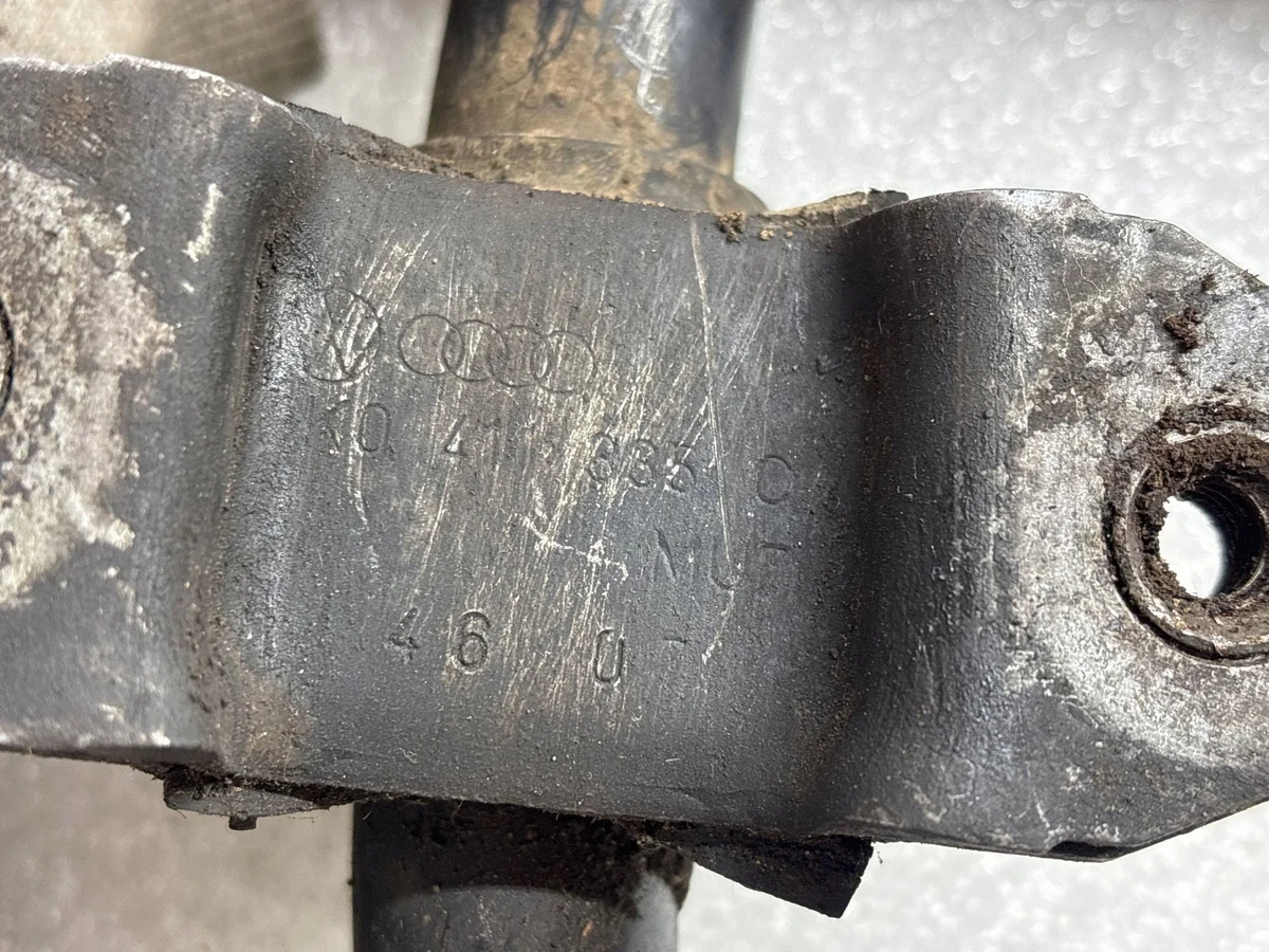 Stabilisateur arrière VW Passat B6 1K0411335C image 7