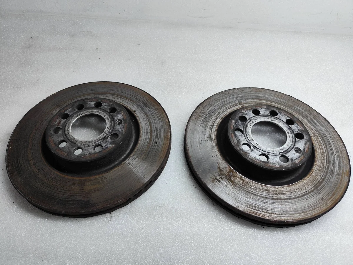 Bremsscheibe vorne VW Passat B6 ISA13387