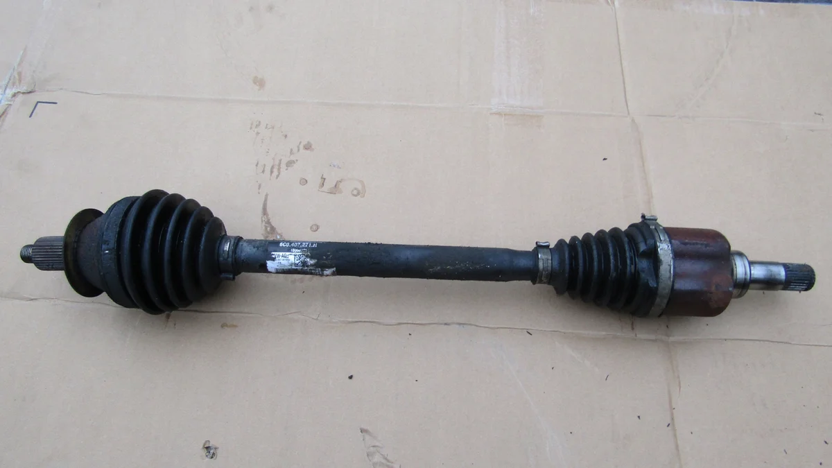 VW SEAT AUDI SKODA 1.0 MPI Aandrijfas Links Voor