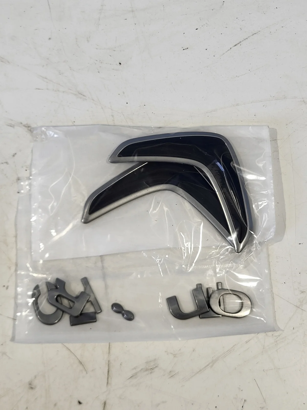 Emblema posteriore Citroen C4 Cactus 2016-