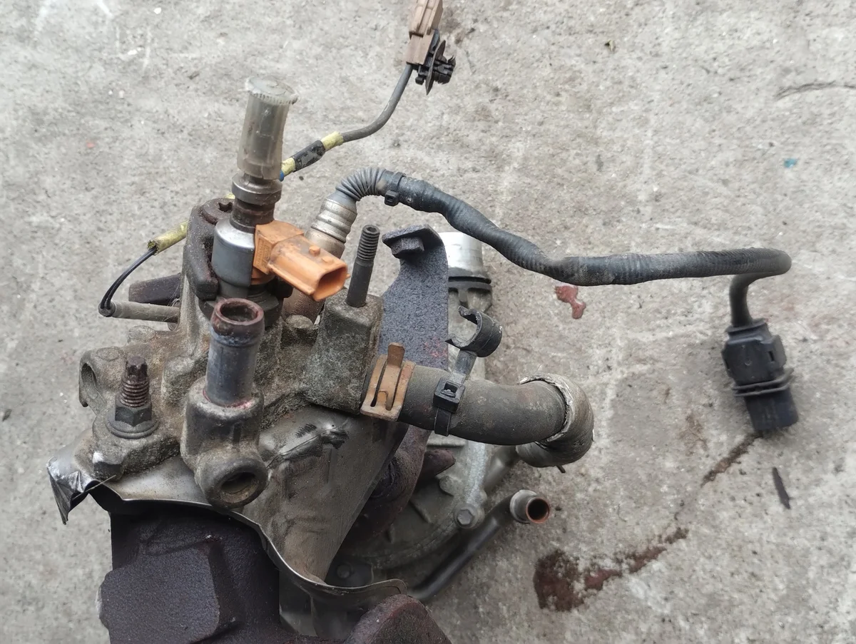 Turbocompressor 8200322404 2.0 DCI Opel Vivaro II image 4