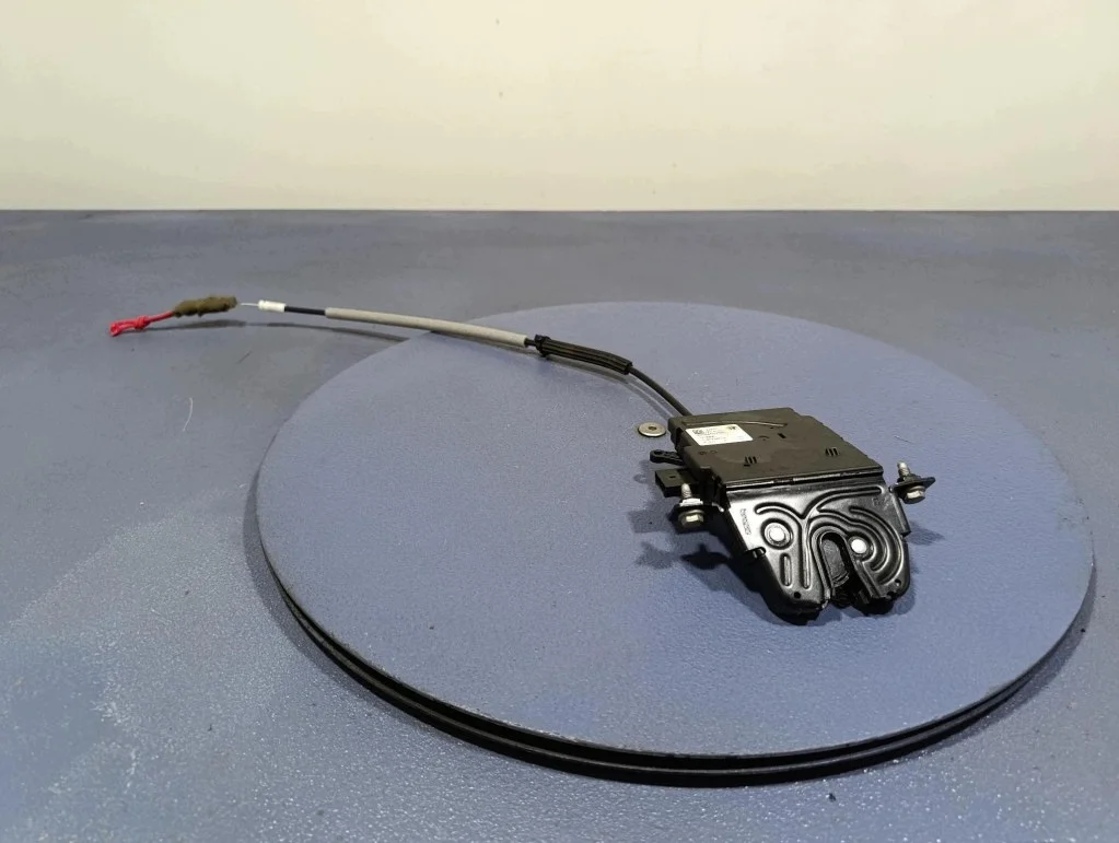 Serrure hayon Alfa Romeo Stelvio A-1021665-