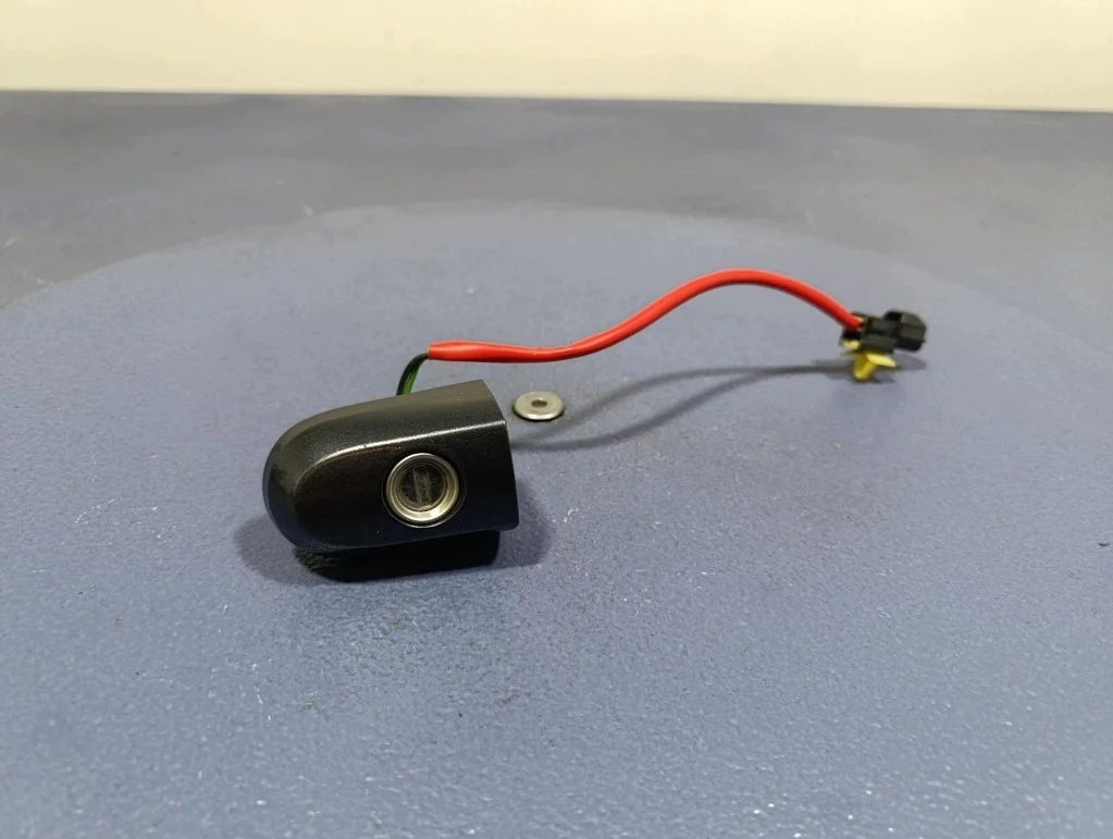 KIA SPORTAGE II 04-08 Serrure Clé OEM A-1021836- image 5