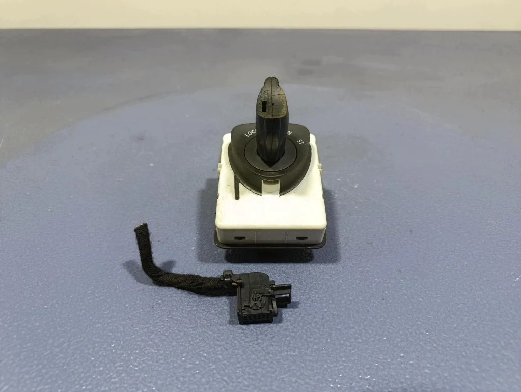 SAAB 9-3 II 02- Bombín Llave A-1022003-