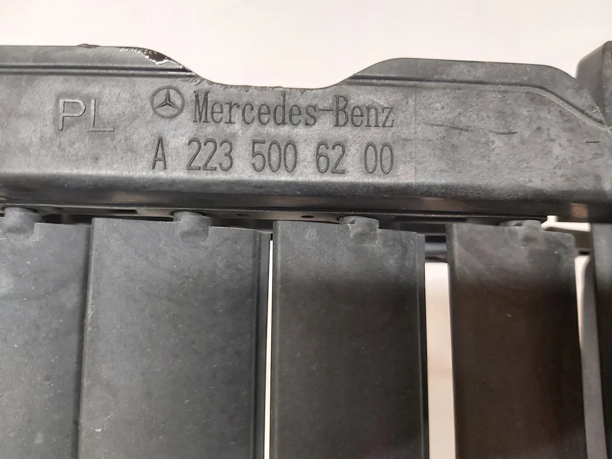 Tampa Saída Ar Mercedes Classe S W223 OEM A223600670 image 3