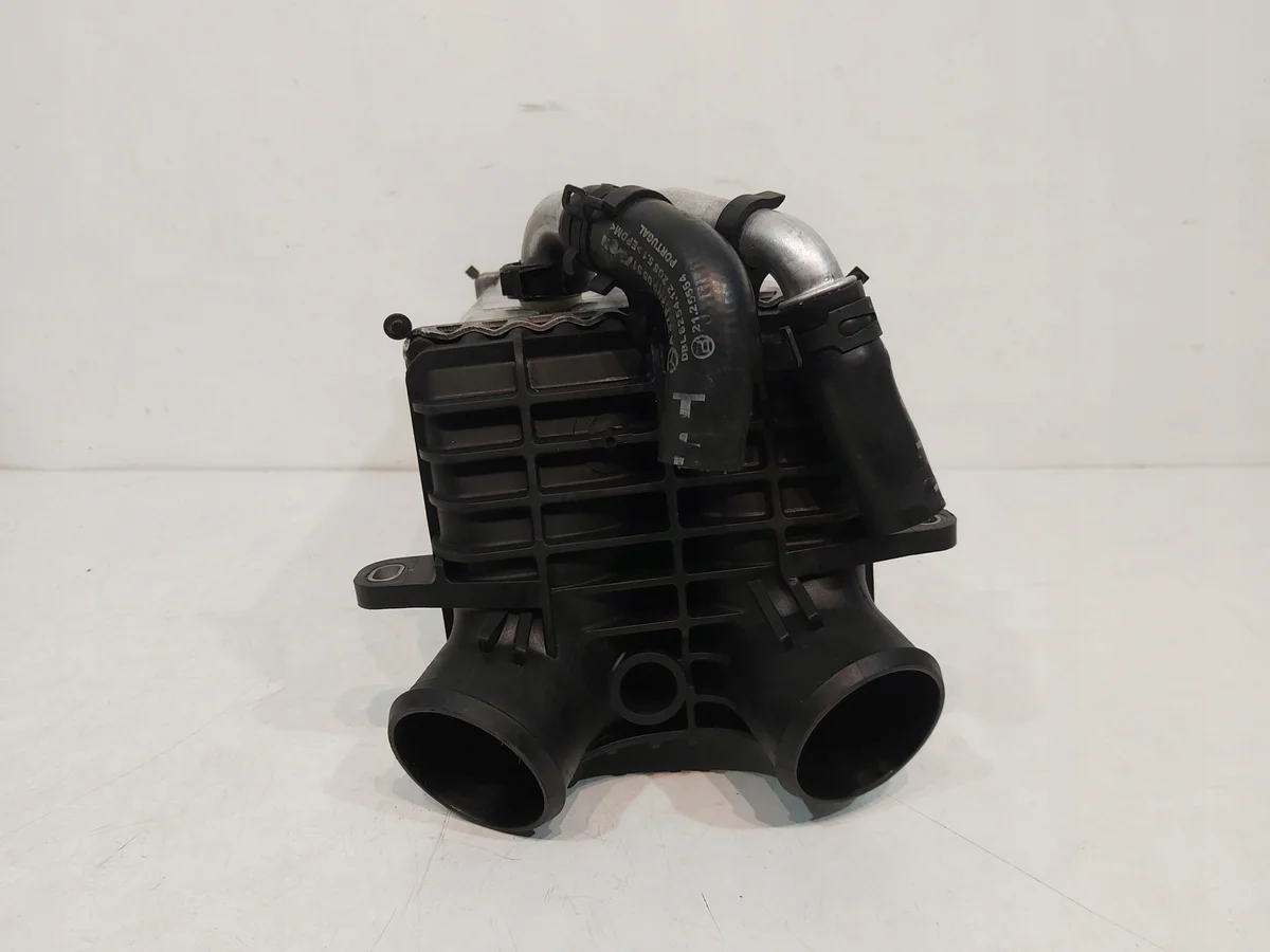 Radiador Mercedes-Benz OE A1570900714 Usado image 3