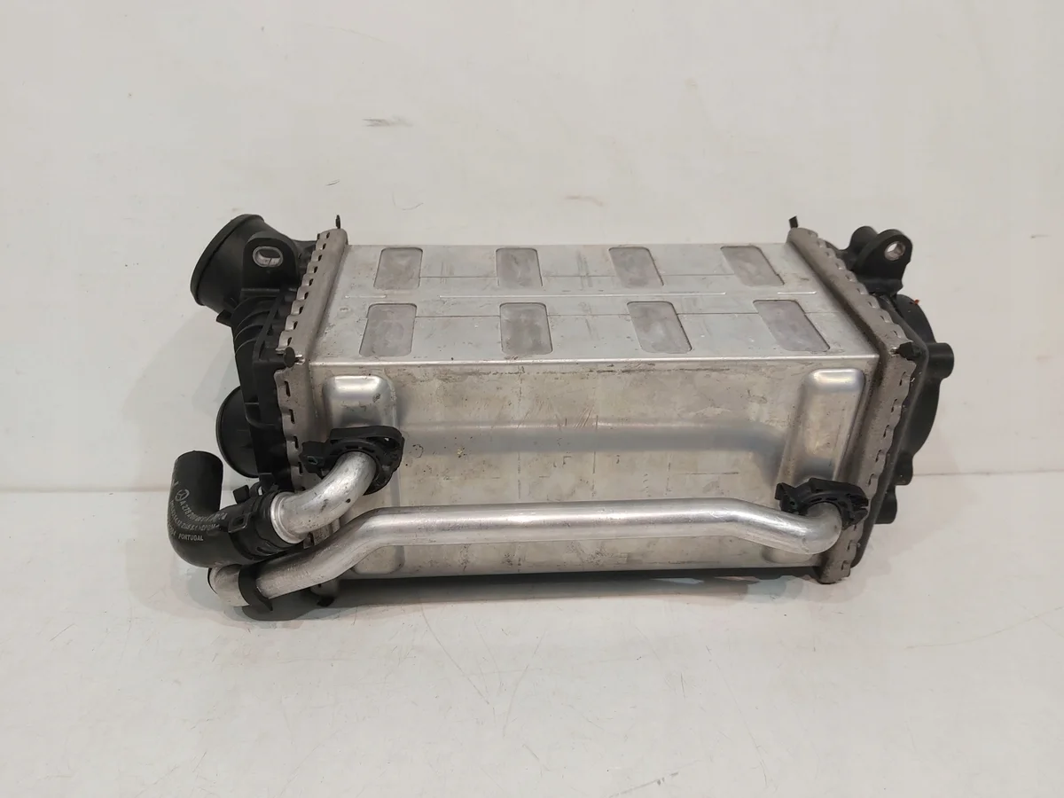 Radiador Mercedes-Benz OE A1570900714 Usado image 4