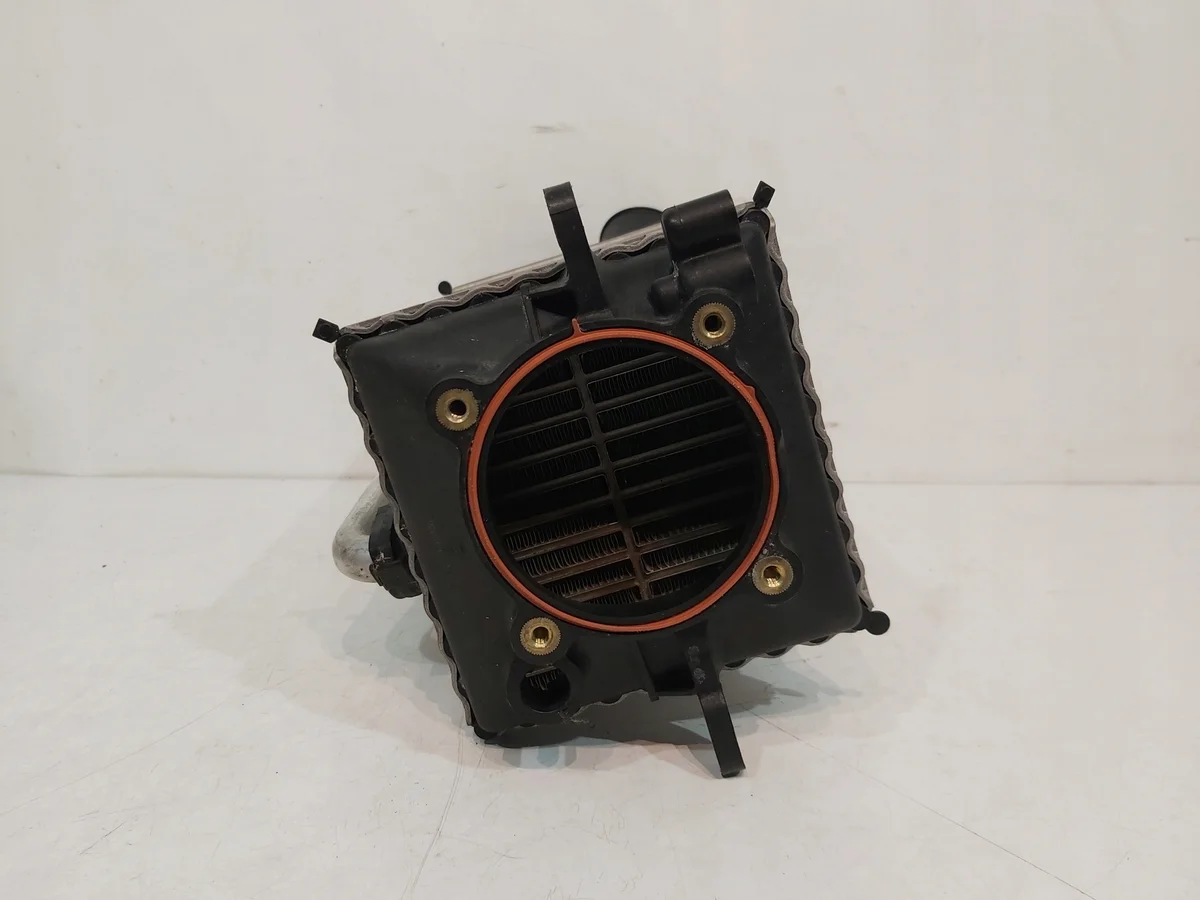 Radiador Mercedes-Benz OE A1570900714 Usado image 5