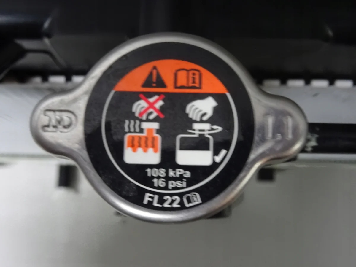 Mazda OE 223000-4922 D3R61480A Usado image 5