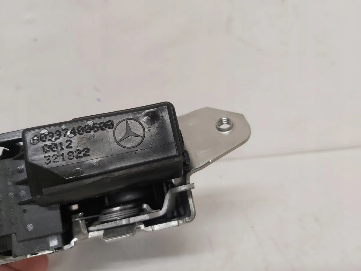 Lås baklucka Mercedes GLC W253 A0997400600 image 3