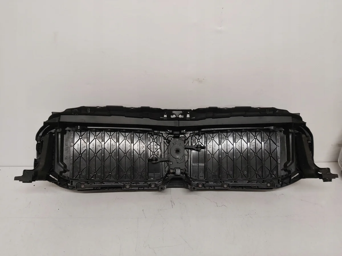 Kühlergrill Jalousie BMW 5 G30 G31 LCI gebraucht image 7