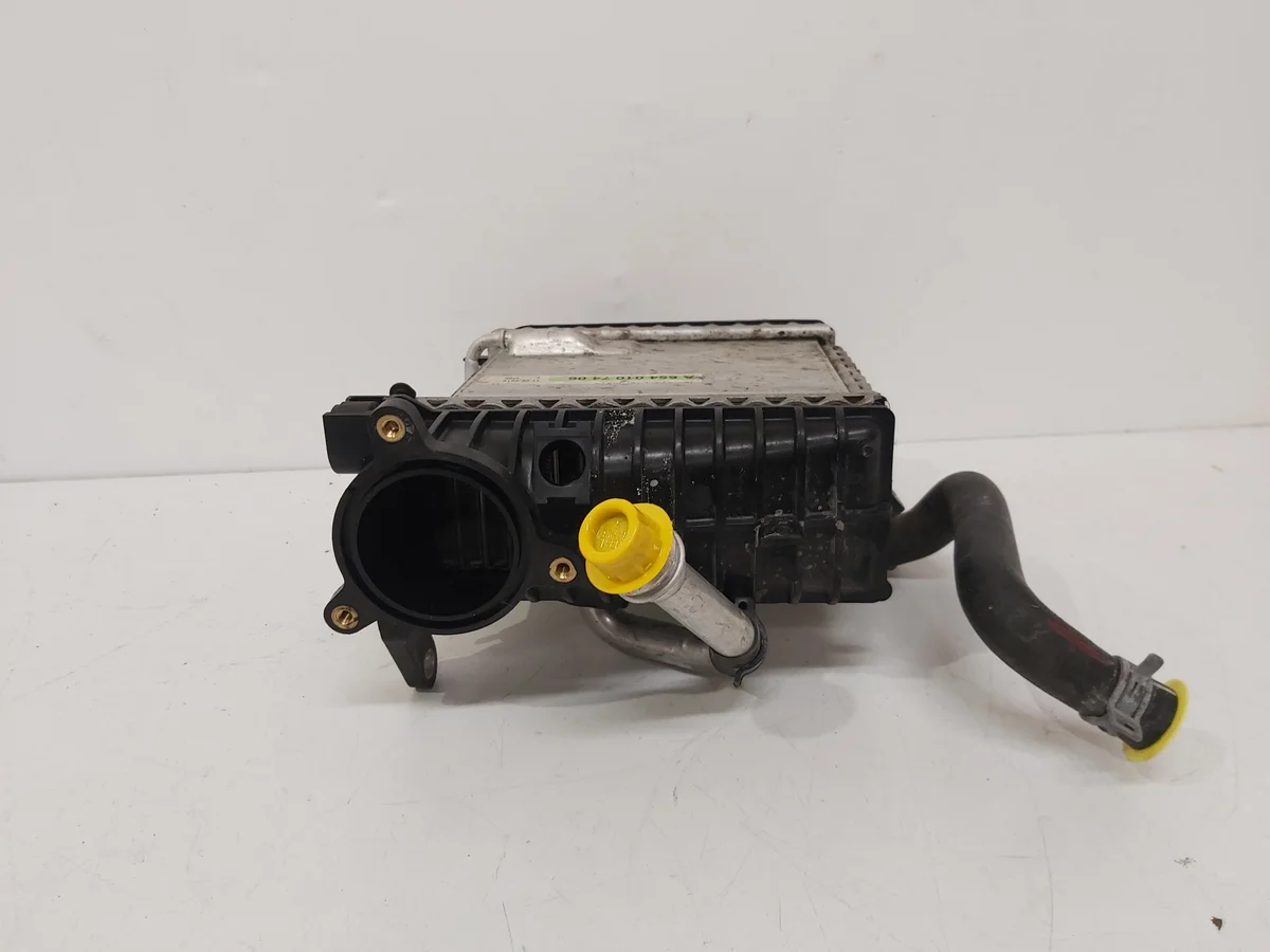 Intercooler Mercedes A6540901500 Usato image 6