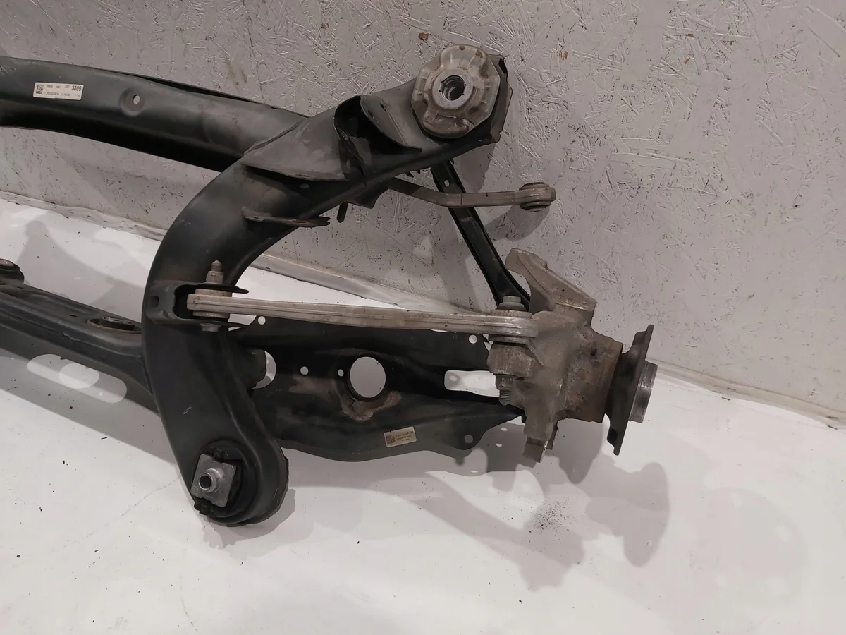 Takakelkka Mercedes GLC X253 käytetty image 5