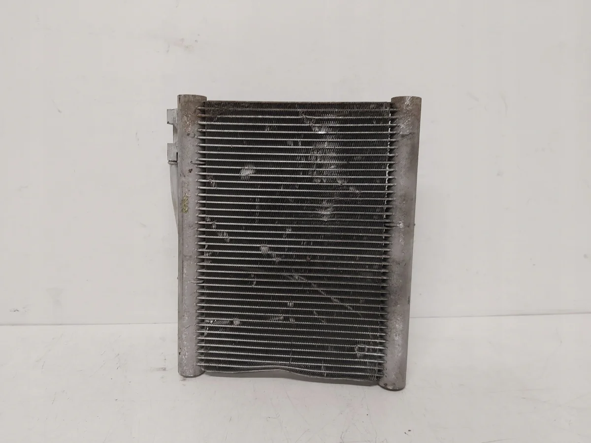 Radiador AC Mercedes A177 5004800 Usado