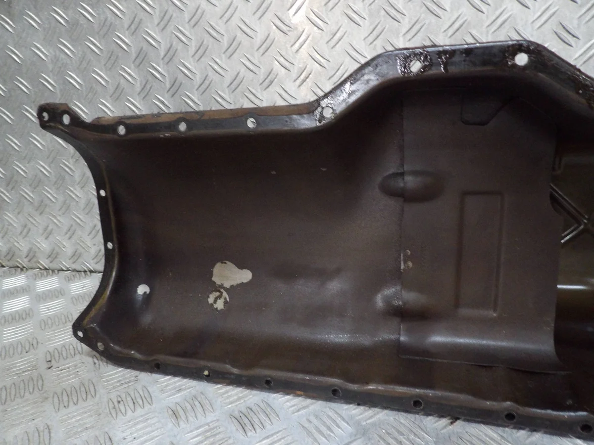 JEEP CHEROKEE XJ 4.0 OLIEPAN 53020833AB image 9