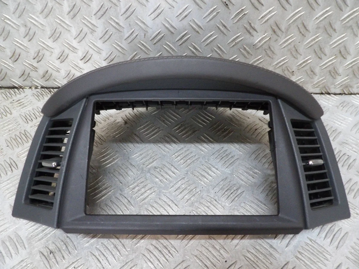 JEEP GRAND CHEROKEE WK Radioblende 1ET161DHAA