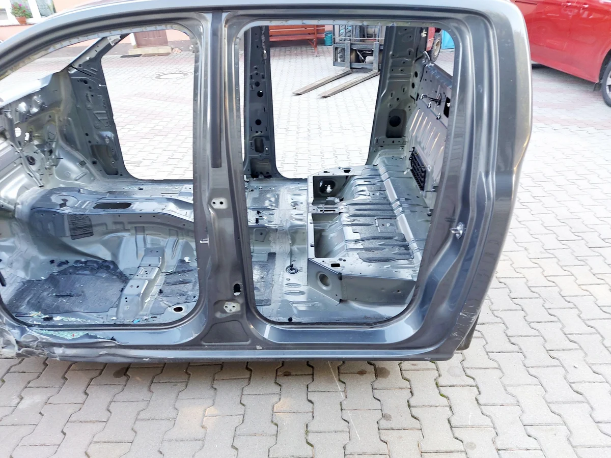 Ford Ranger VI kynnys vasen keskipilari image 5