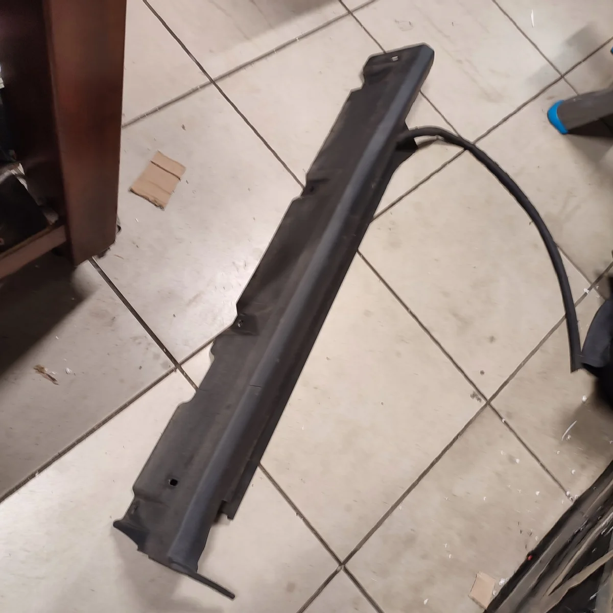 Ford Connect Tourneo MK2 Umbral Derecho DT11-R10258-A