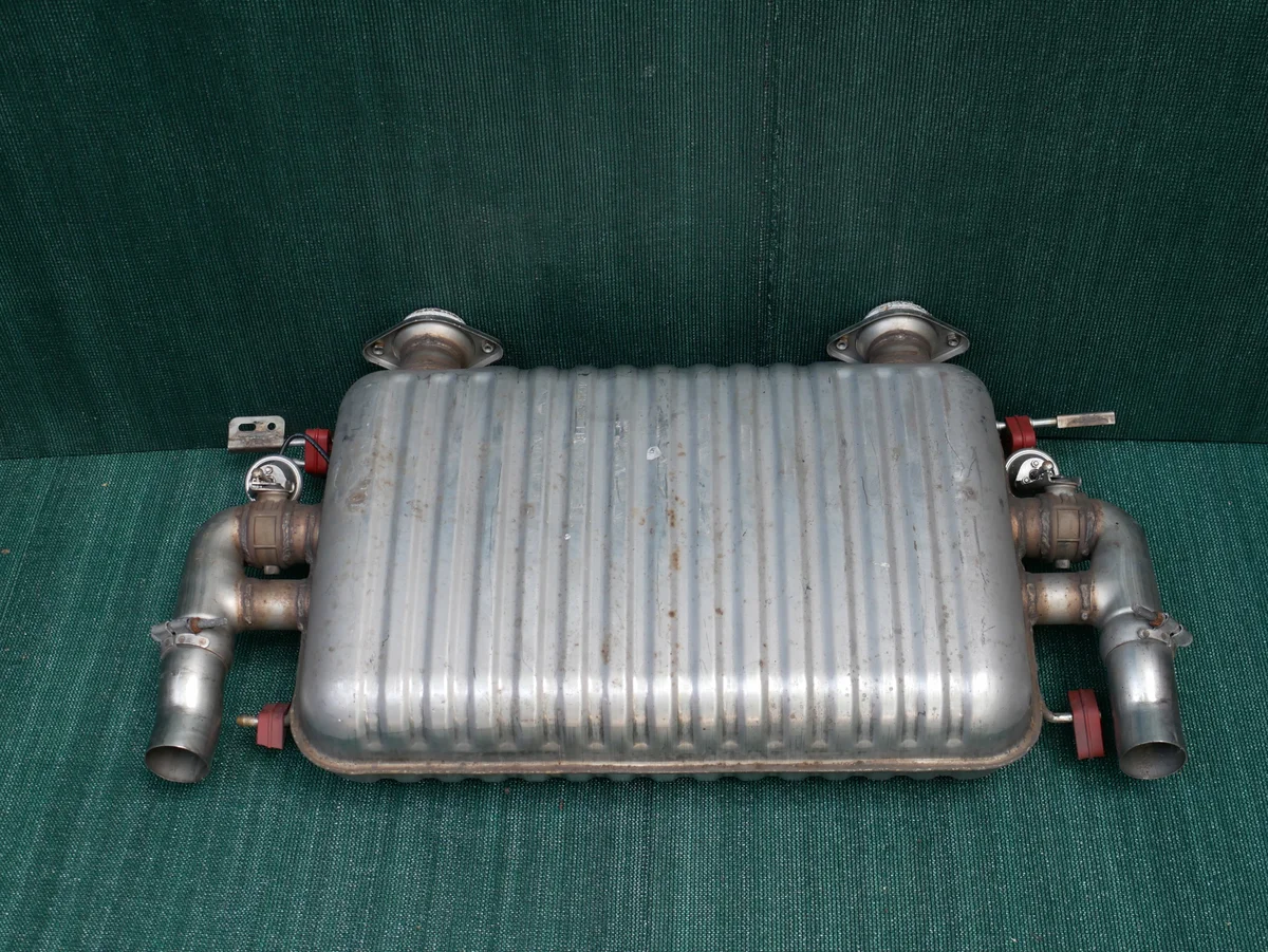 Aston Martin DB9 Exhaust Mounts Used