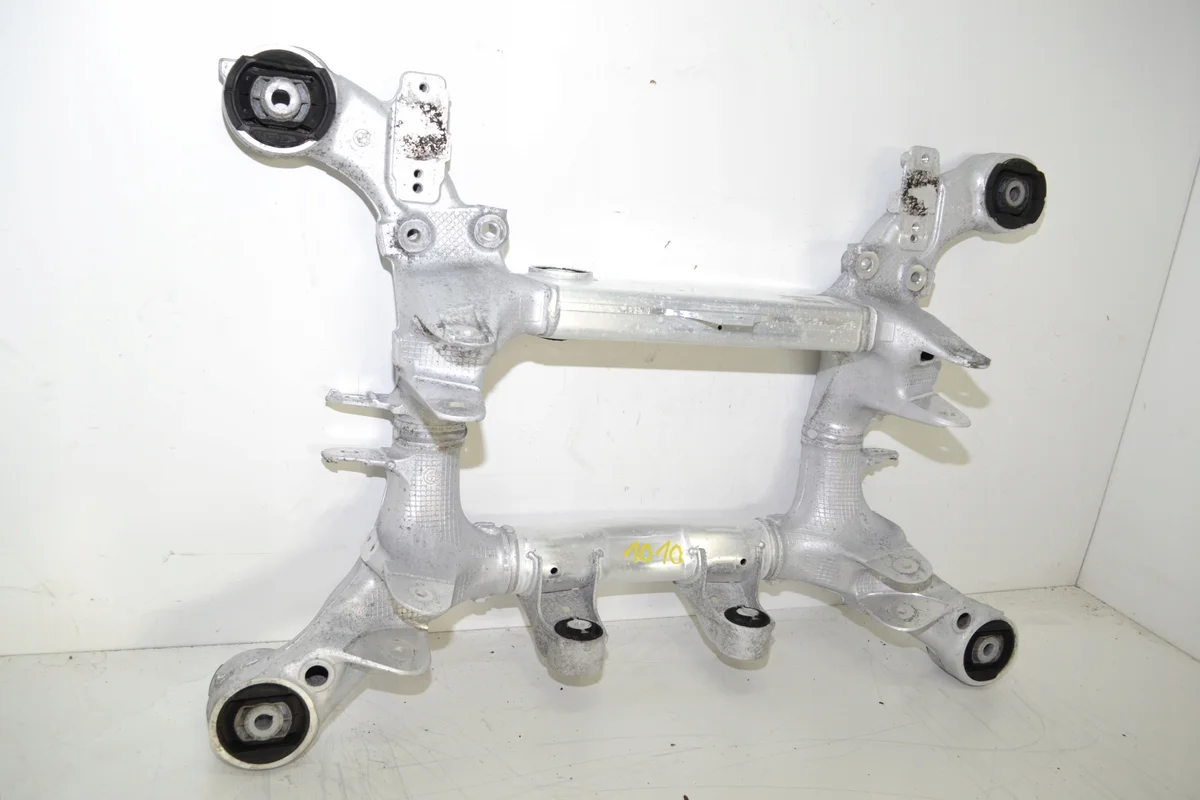 BMW F10 F11 takatukivarsi 6793803 image 4