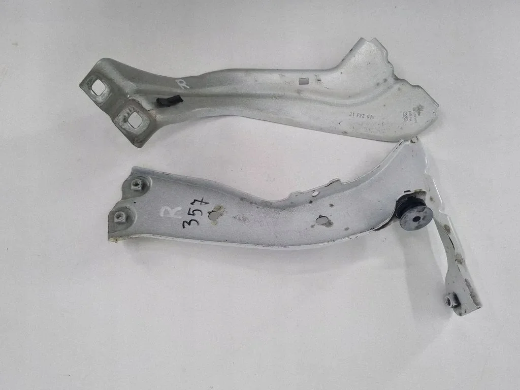 Support aile droite Audi Q3 83A821150 image 5