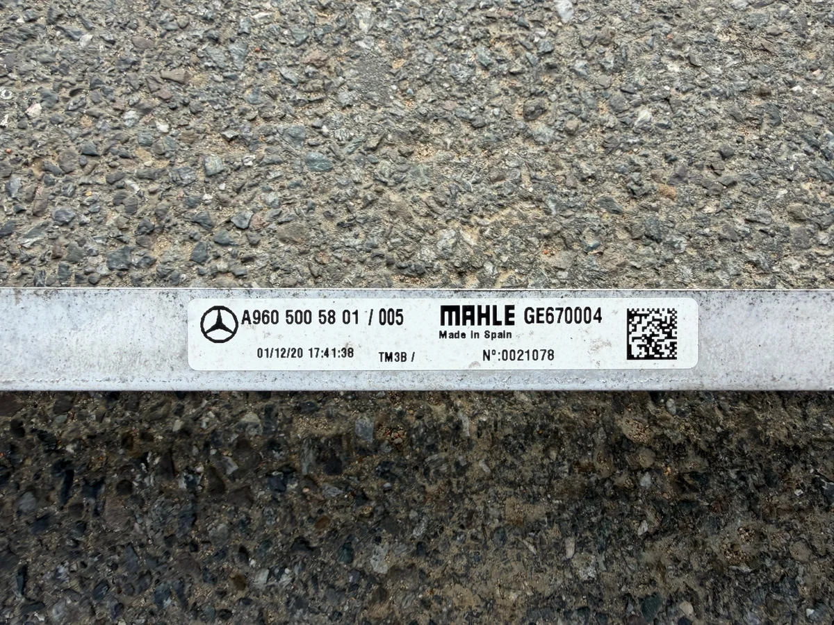 Kühler Öl Mercedes Actros MP5 A9605005801 image 5