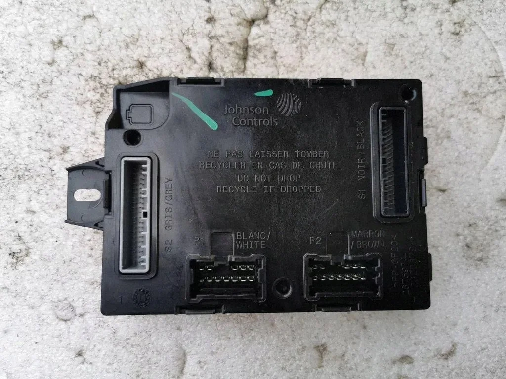 Comfort Module Renault Trafic III 2675974