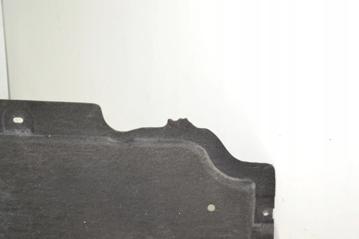 BMW 5 E60 Underbody Shield Right Used image 7
