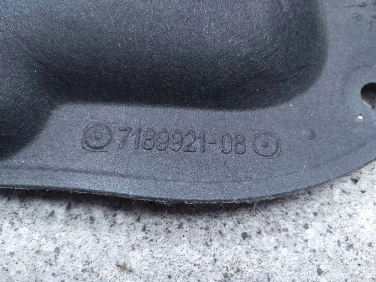 BMW X5 G05 2020 Aislamiento Capó 7189921 image 4