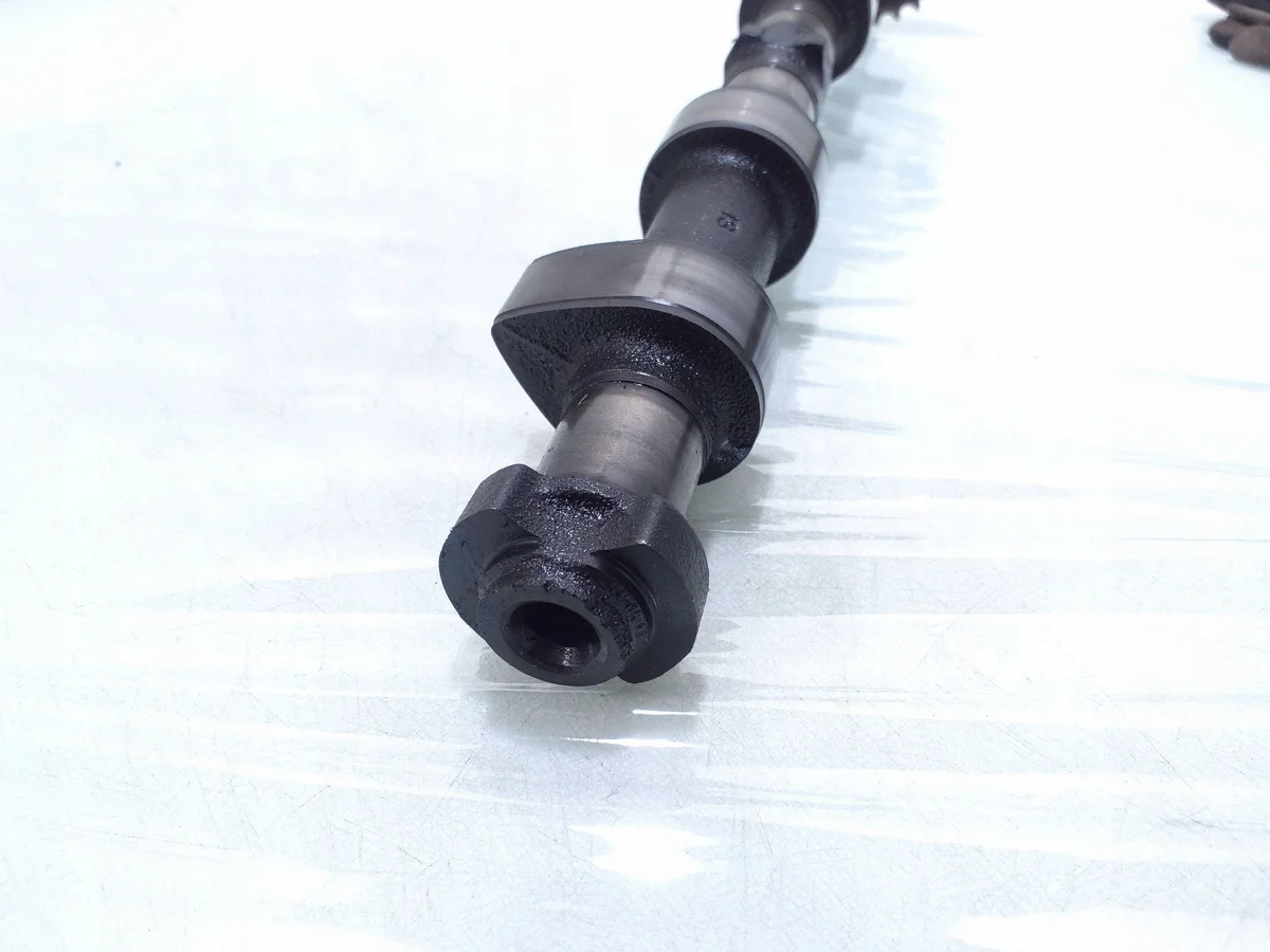 Ford L913B Nockenwelle gebraucht image 4