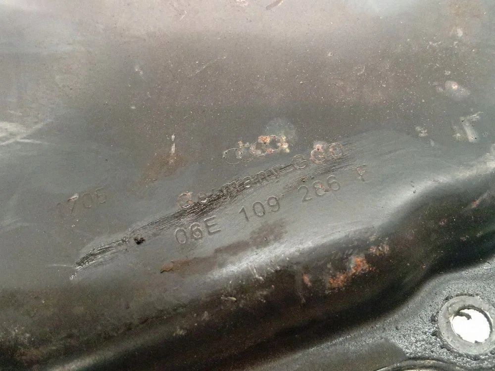 Audi 06E109286F Timing Cover Used image 4
