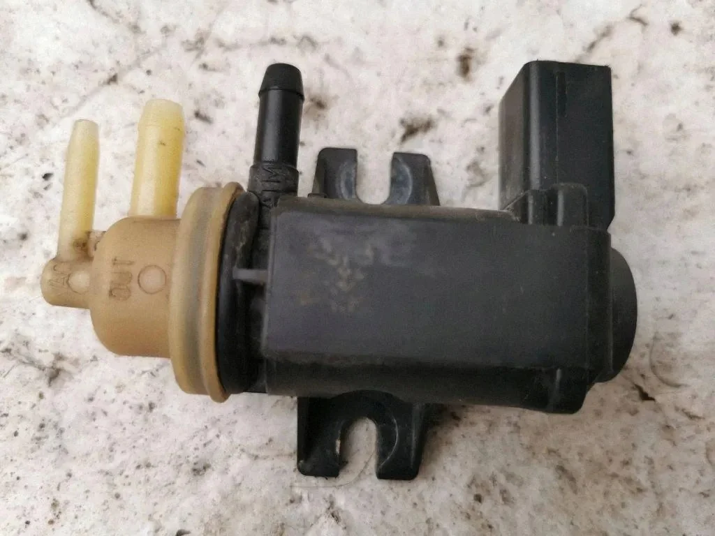 Audi A5 2015 Válvula Solenoide cg3cz