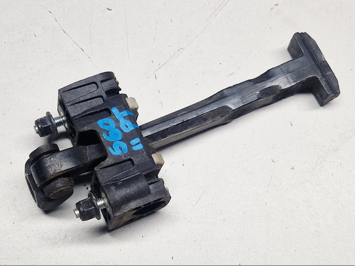 Dörrstopp Volvo S60 II Höger Bak Använd