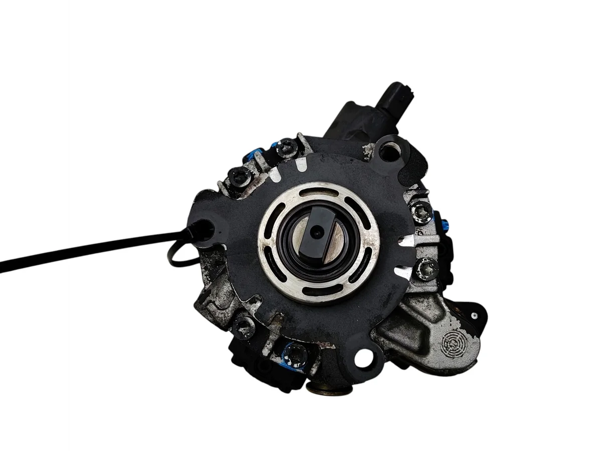 Polttoainepumppu Volvo C30 S40 V50 2.0 D
