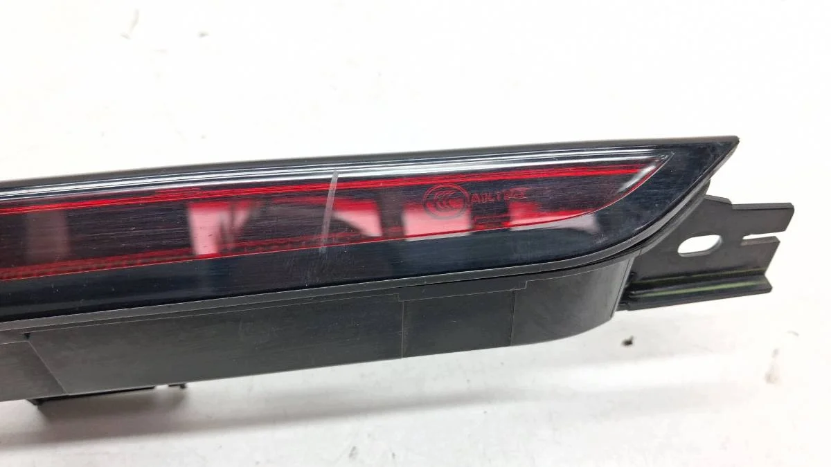 3ª Luz de Freio BMW X7 G07 7491365 image 3