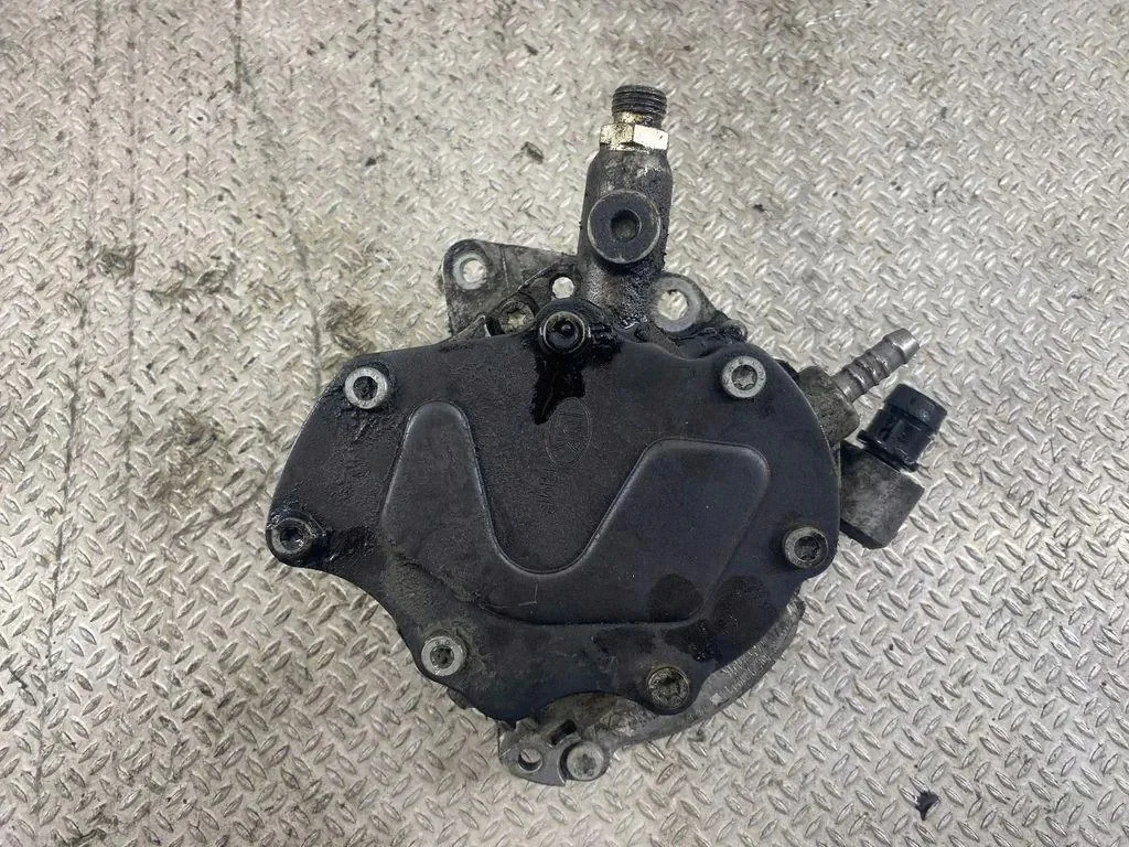 Bomba Vácuo VW T5 2.5 TDI 070145209F Usada