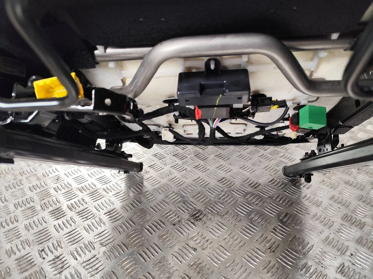 Peugeot 308 III T10 Beifahrersitz GT gebraucht image 6