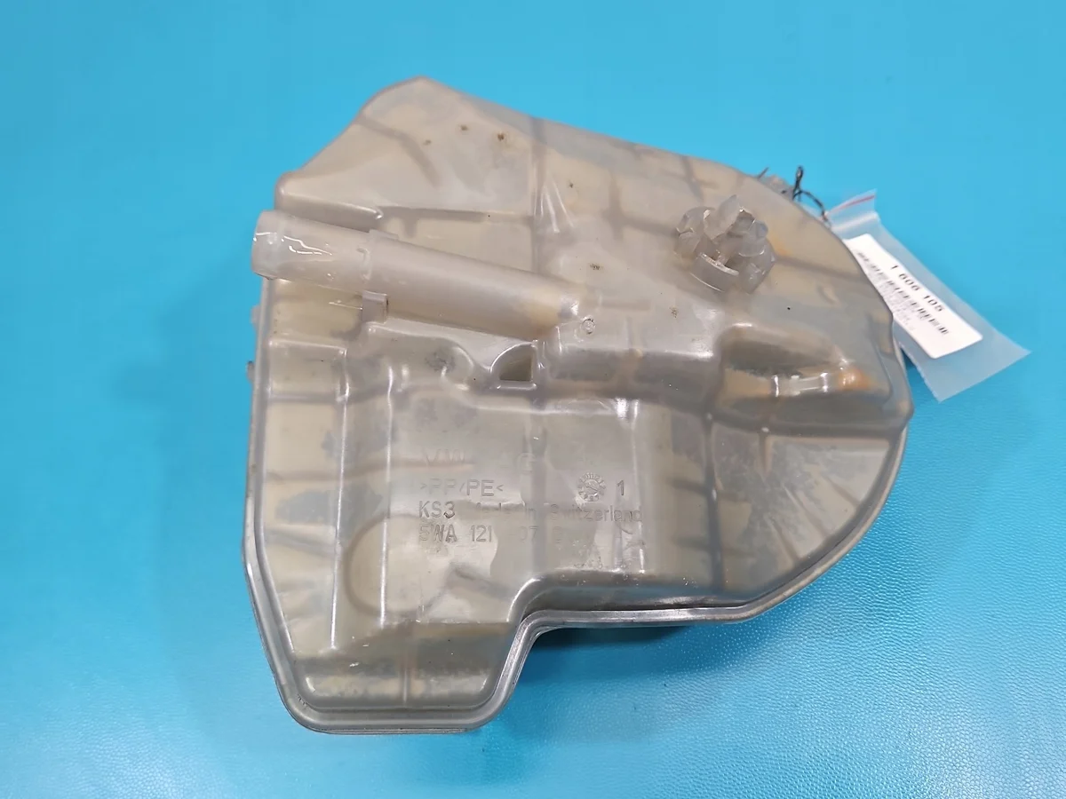 Ausgleichsbehälter Seat Ateca 1.5 TSI image 7