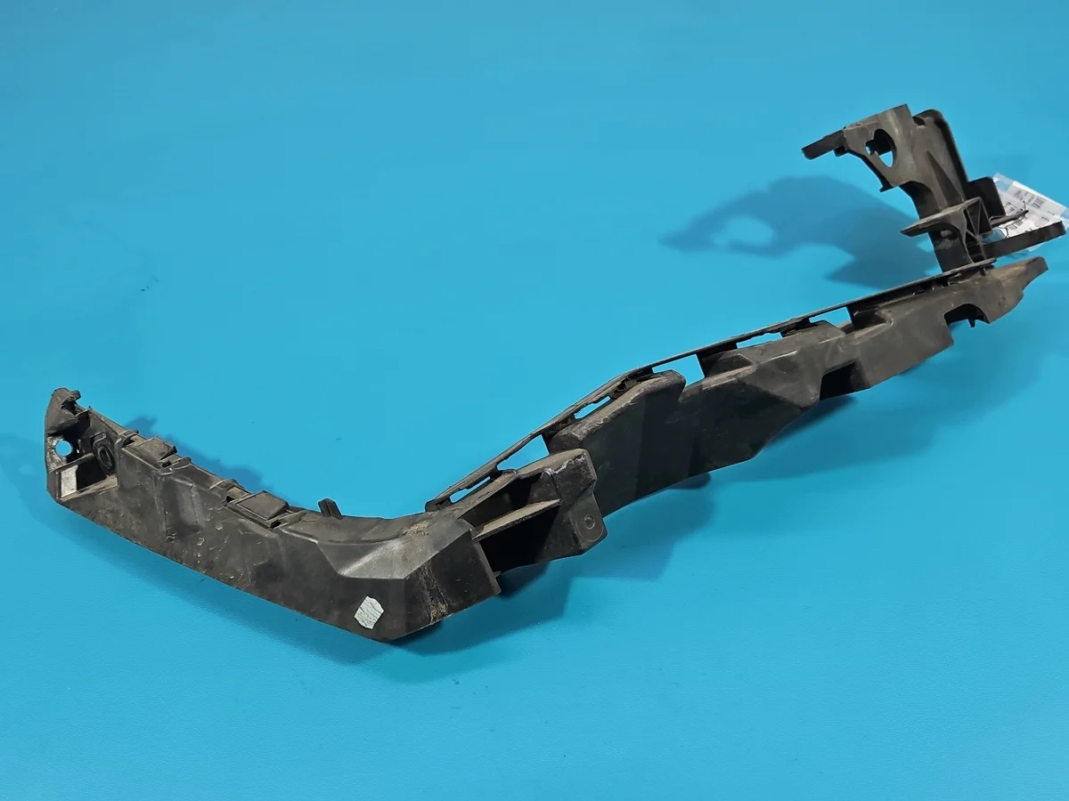 Moldura SEAT LEON III 5F0807890A Usada image 3