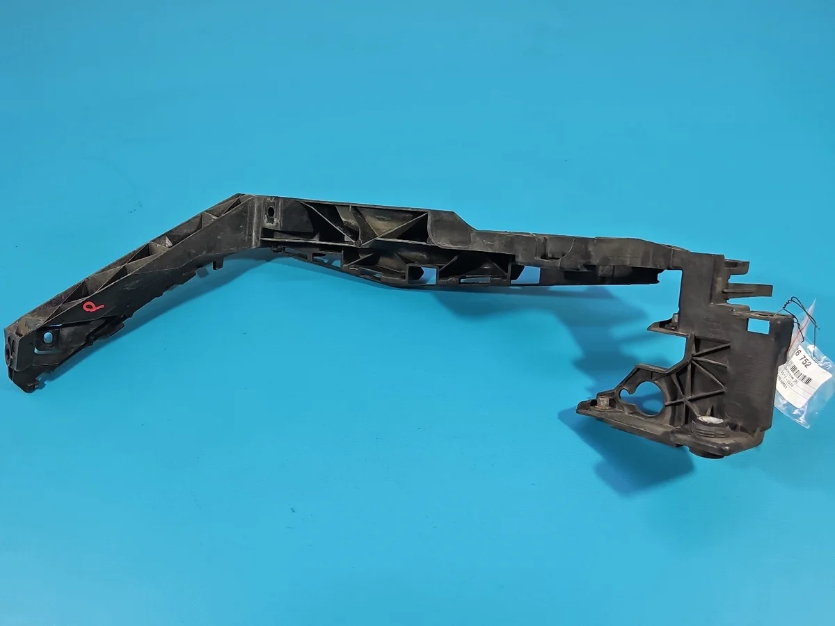 Moldura SEAT LEON III 5F0807890A Usada image 5