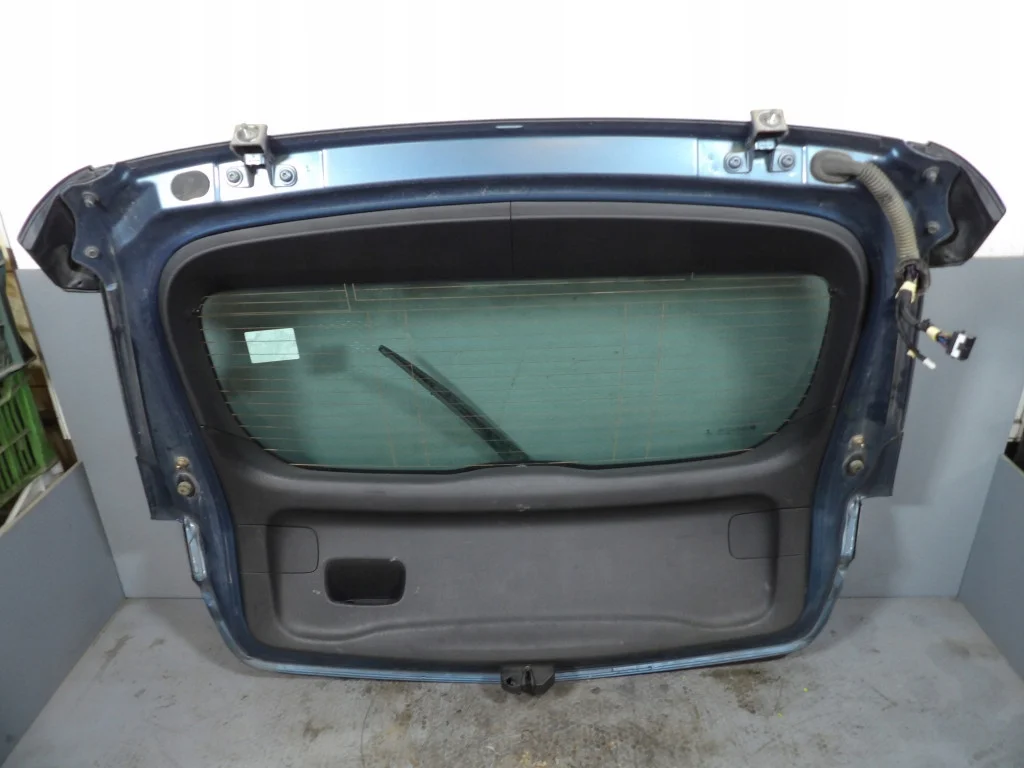 Opel Astra K Hatchback Tailgate Used D-59952- image 3