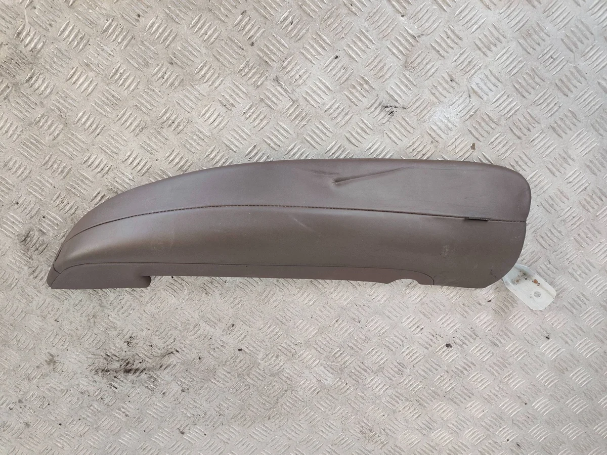 VW Passat B7 airbag linker achterzijde