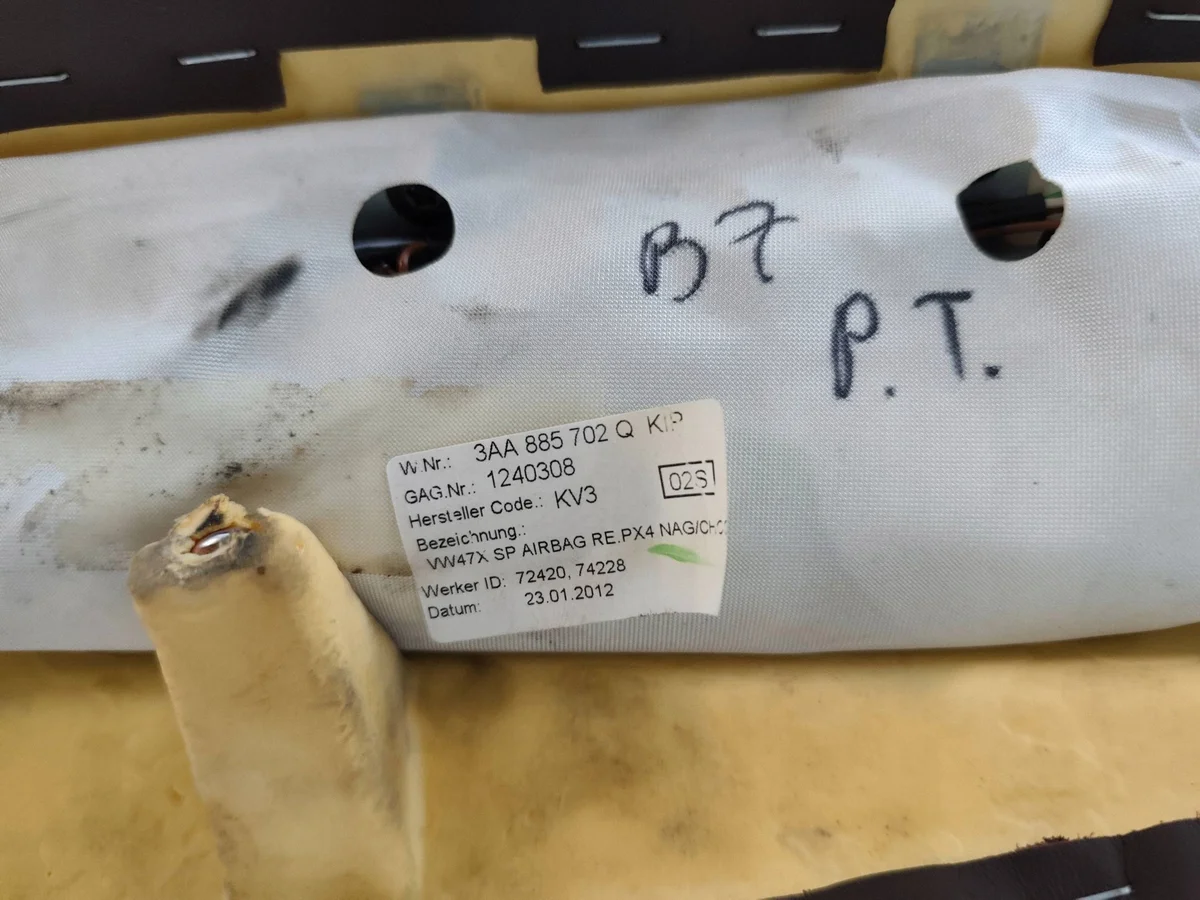 VW Passat B7 Seitenverkleidung Airbag rechts hinten image 4