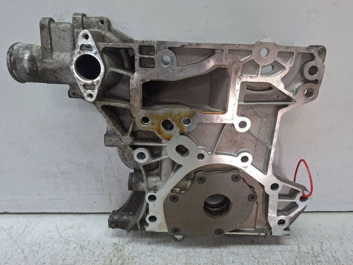 Bomba de Óleo Opel Astra J 1.6 Turbo Usada image 3