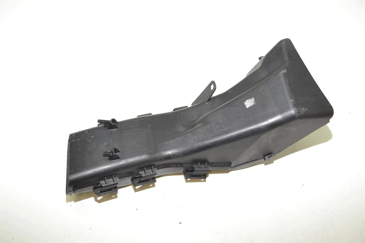 Luftkanal Broms Höger Fram BMW E92 image 3