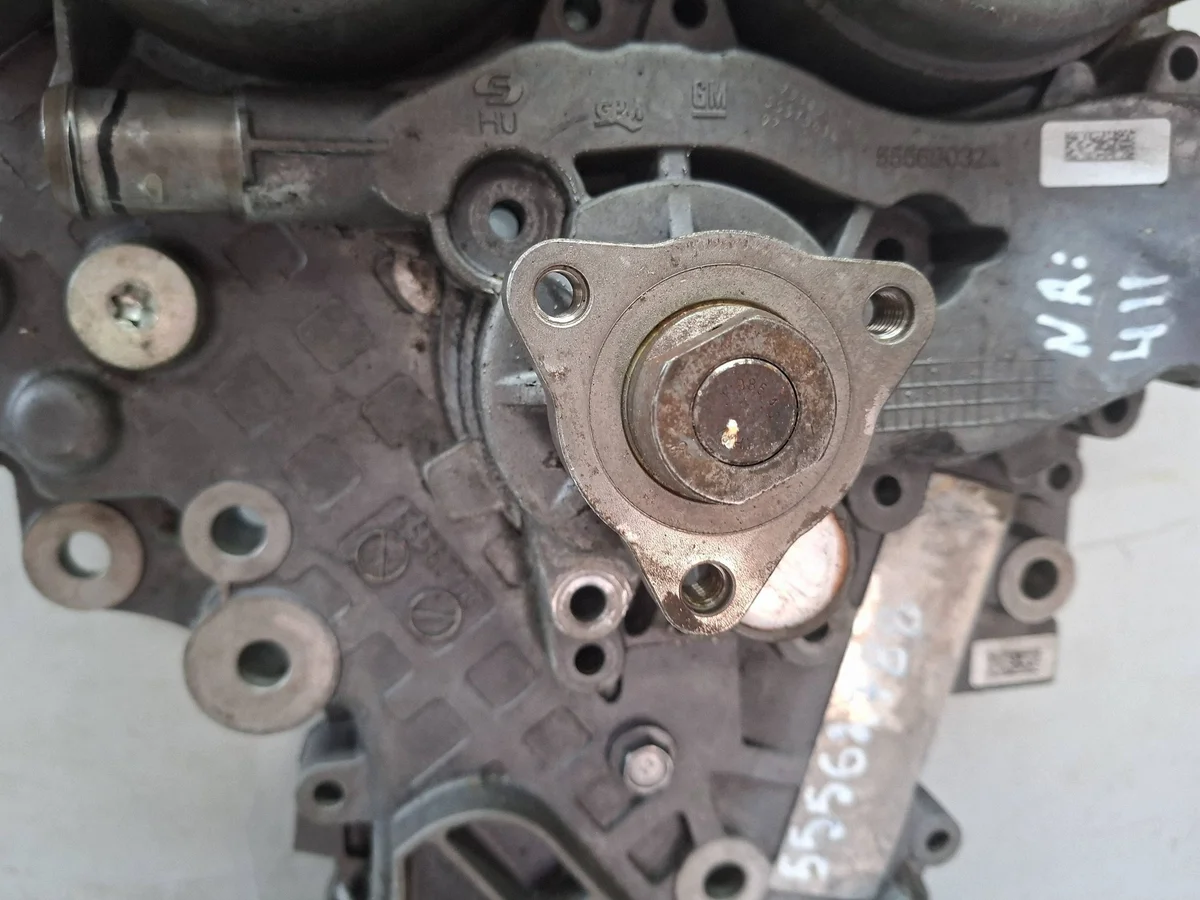 Boîtier de distribution Opel Meriva B Astra J 1.4 image 3