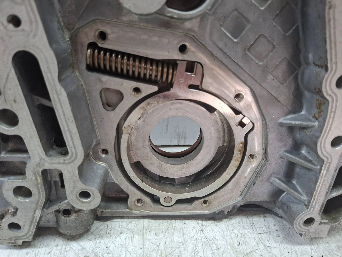 Boîtier de distribution Opel Meriva B Astra J 1.4 image 6