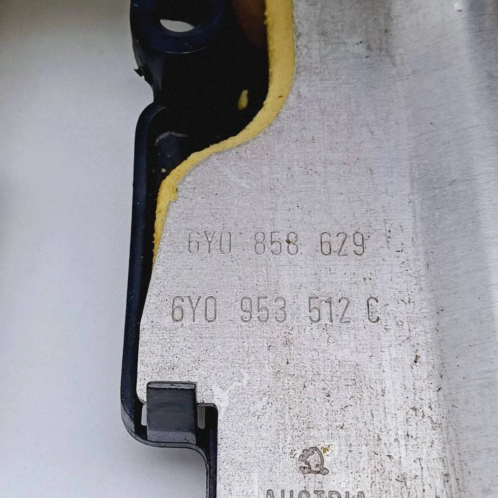 Ohjauspylvään suojus Skoda Fabia Mk1 image 5